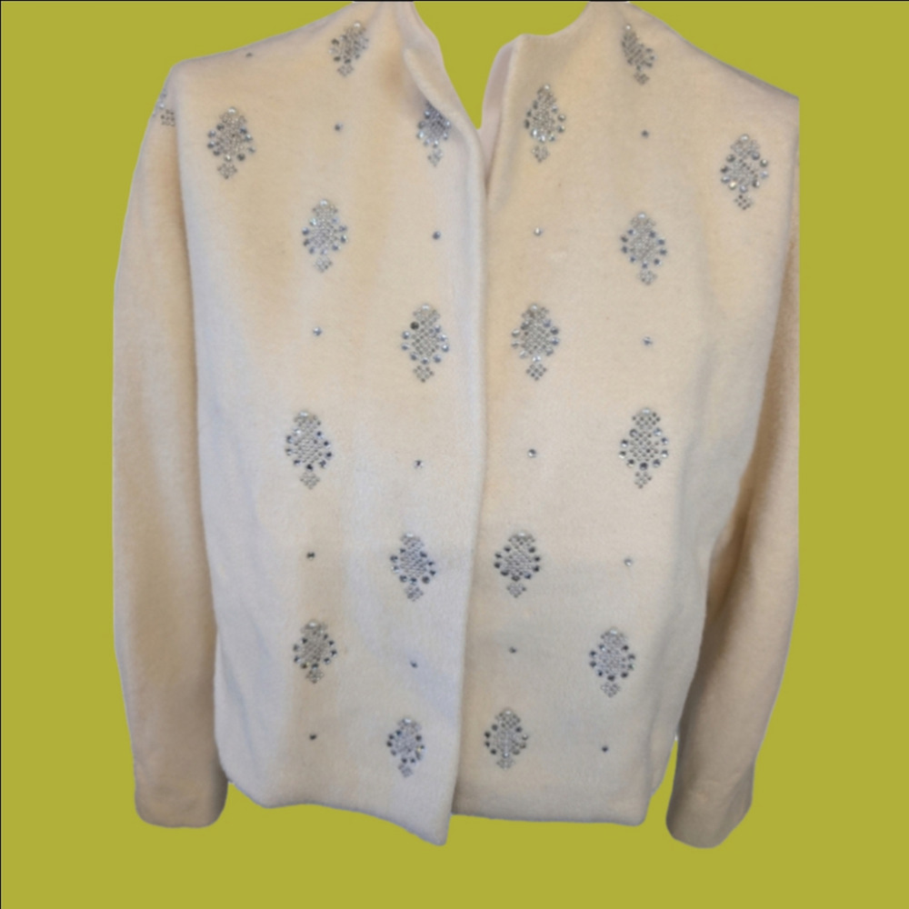 Vintage Coat Sequin Rhinestone Cream Wool Swing.  Pearl Accents Size M